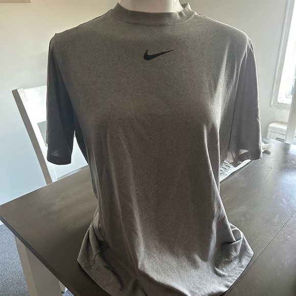 Nike Other - Nike kids Gray dri-fit T-Shirt